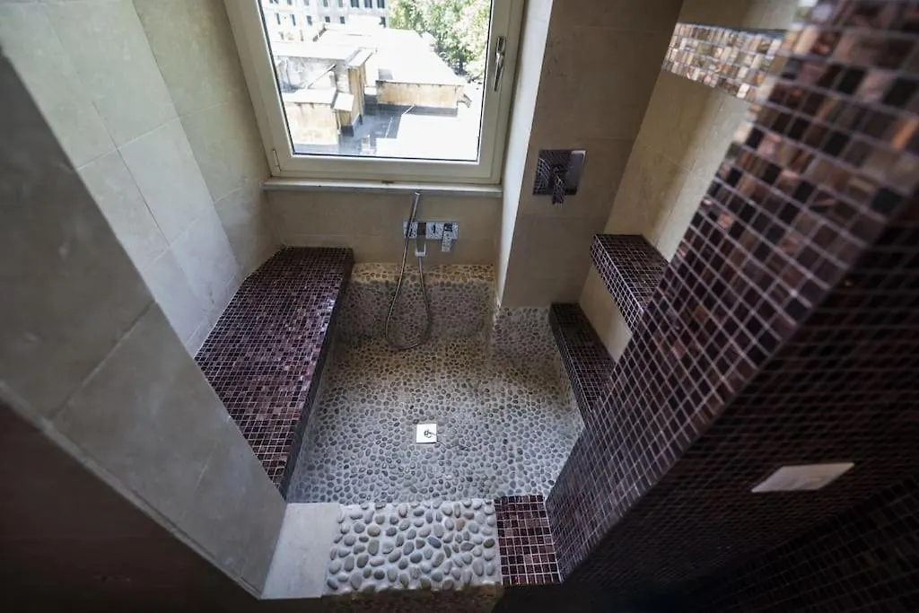 Testaccio Luminous And Large Apartment Rome